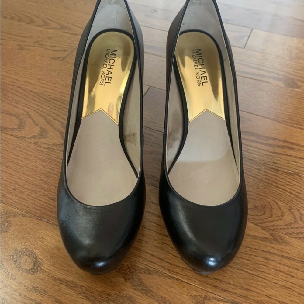 Michael Kors Elegant Black Heels
